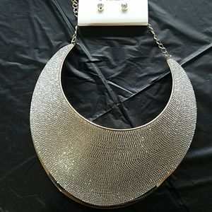 Gold & Diamond necklace